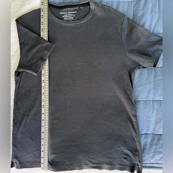 👕 Banana Republic Luxe Touch Performance Tee – 100% Cotton Charcoal Gray (M) - Picture 5 of 10